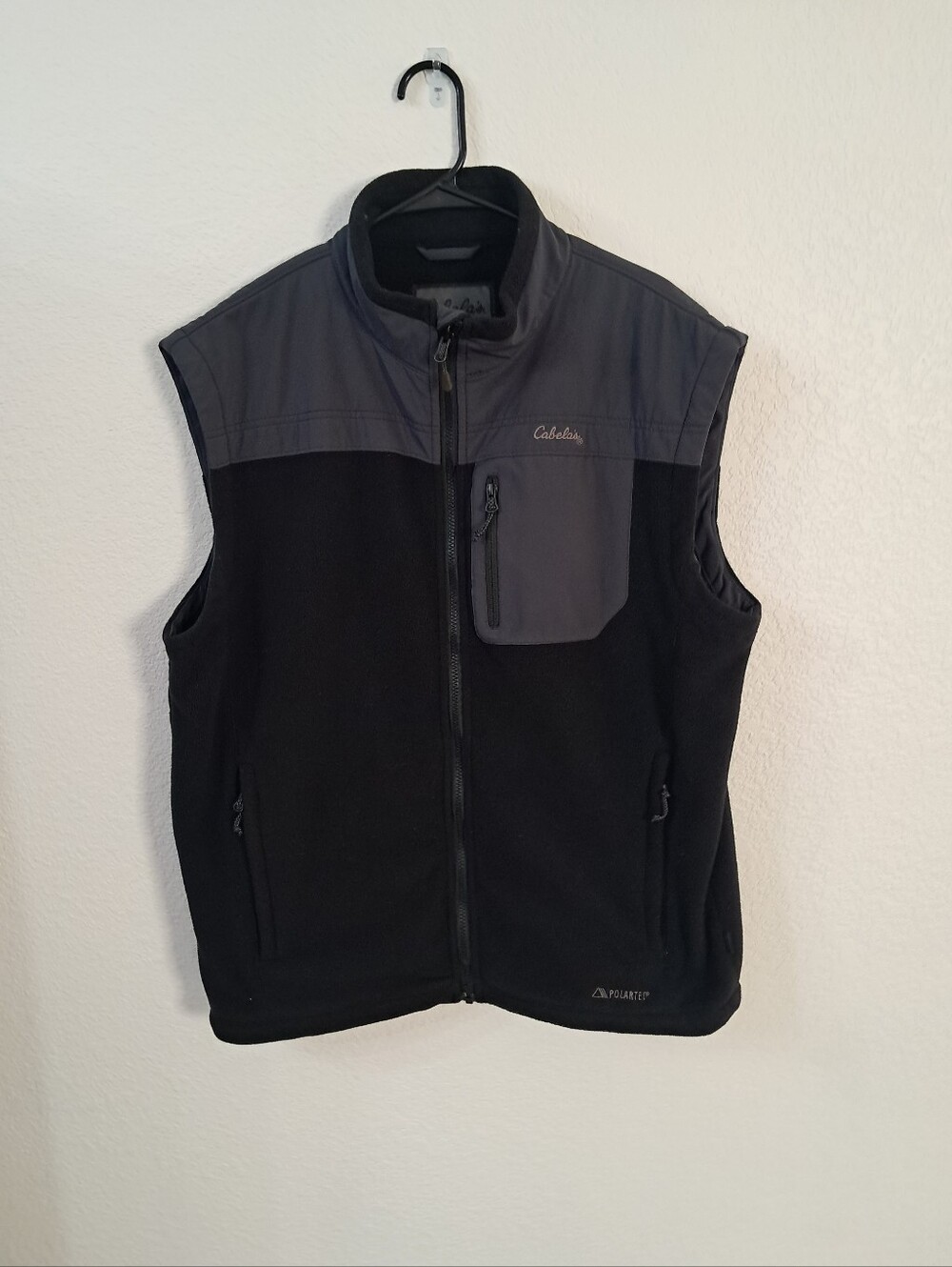 Cabelas Men's XLT Fleece Vest Full Zip Black Gray Outerwear Workwear Casual